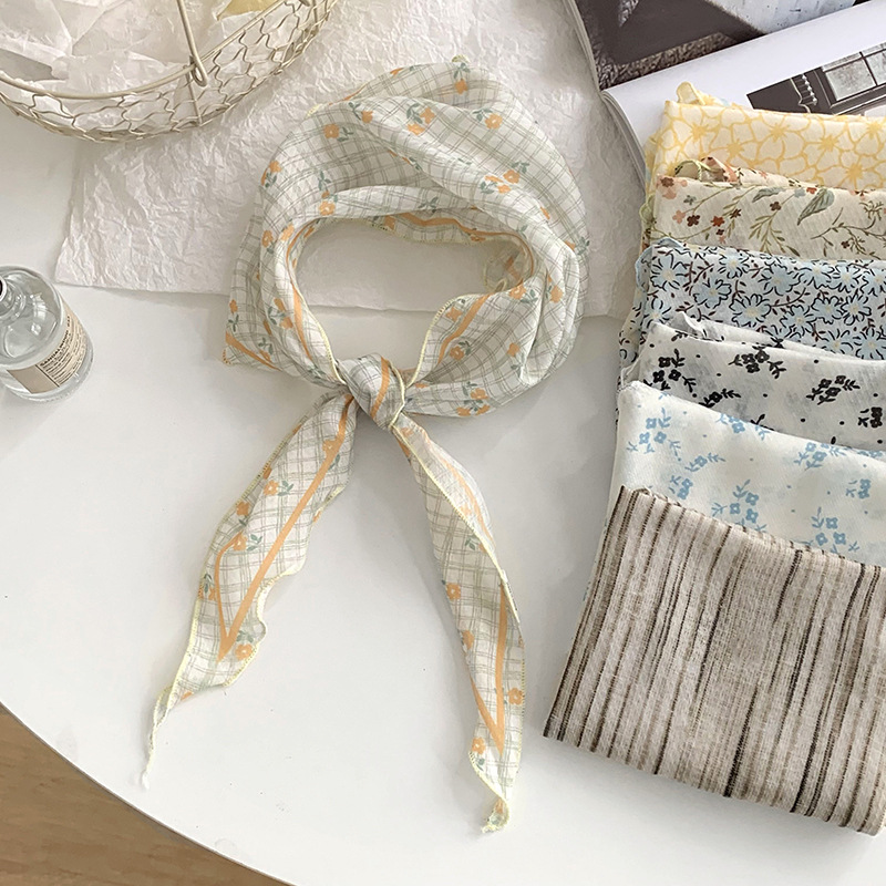 Lightweight Artistic Small Flo - Travel Accessories Neck 评论和价格