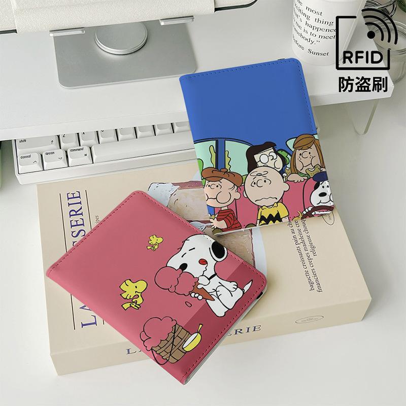 Snoopy Cute Passport Holder Pr - Travel Accessories Overseas 评论和价格